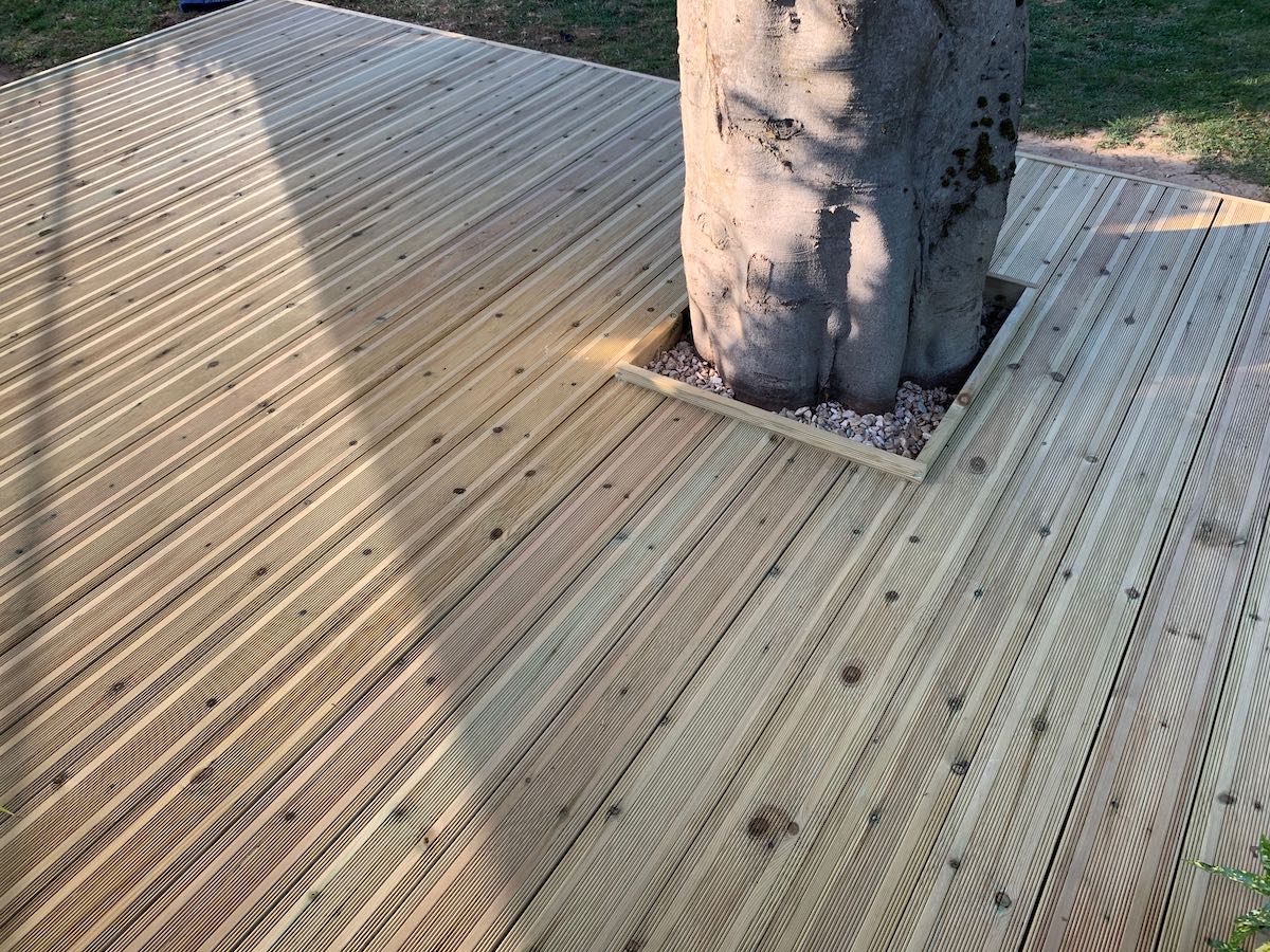 Terrasse en bois à clipser