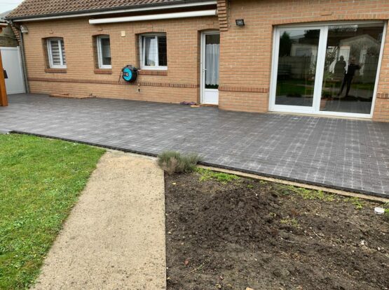 AMENAGEMENT DALLE BETON AVEC DALLE DE JARDIN CONNECT